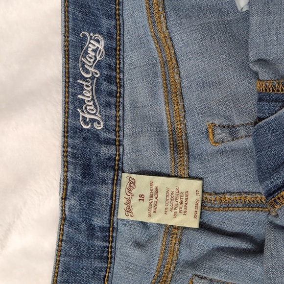 Capri - Picture 3 of 3